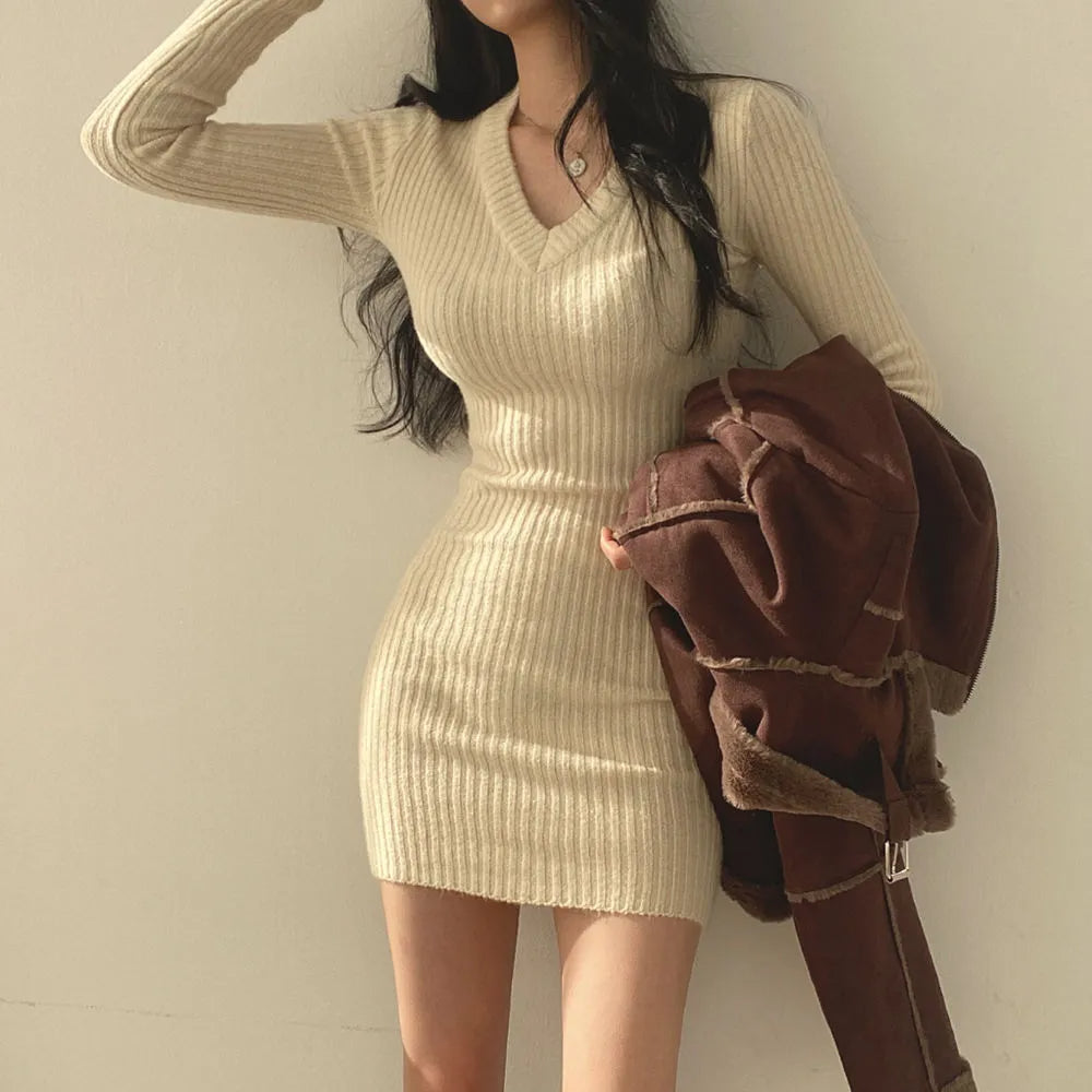 Slim Fit V-Neck Knit Body-con Dress for Women: Solid, Long Sleeve, and Midi-Length Casual Dress